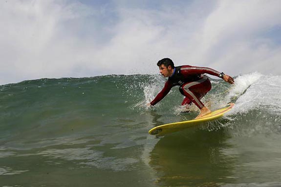 20060320121717-surf2909051.jpg